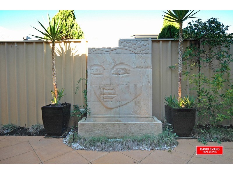 52 LOTHERTON WAY, Hocking WA 6065