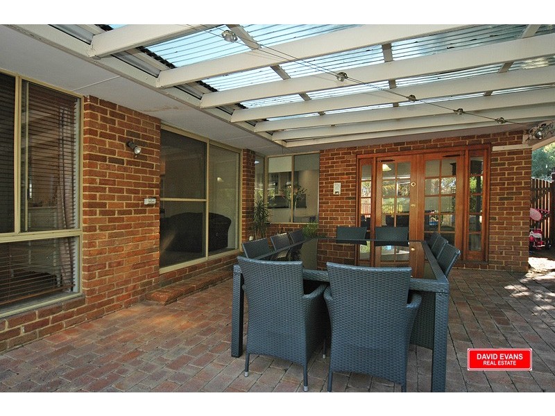 24 Huntingdale Crescent, Connolly WA 6027