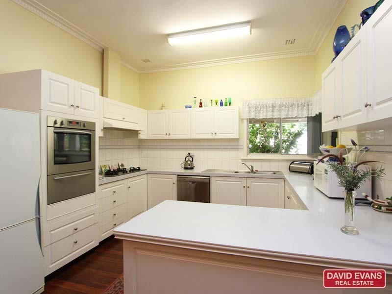 116 Chittering Road, Bullsbrook WA 6084