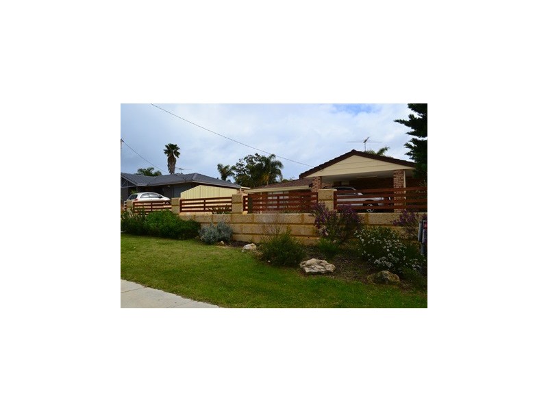 133 Craigie Drive, Beldon WA 6027