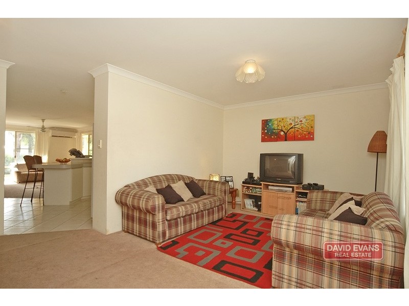 54 Cadoux Loop, Hocking WA 6065