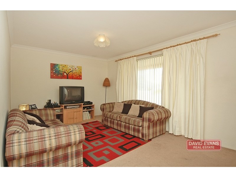 54 Cadoux Loop, Hocking WA 6065