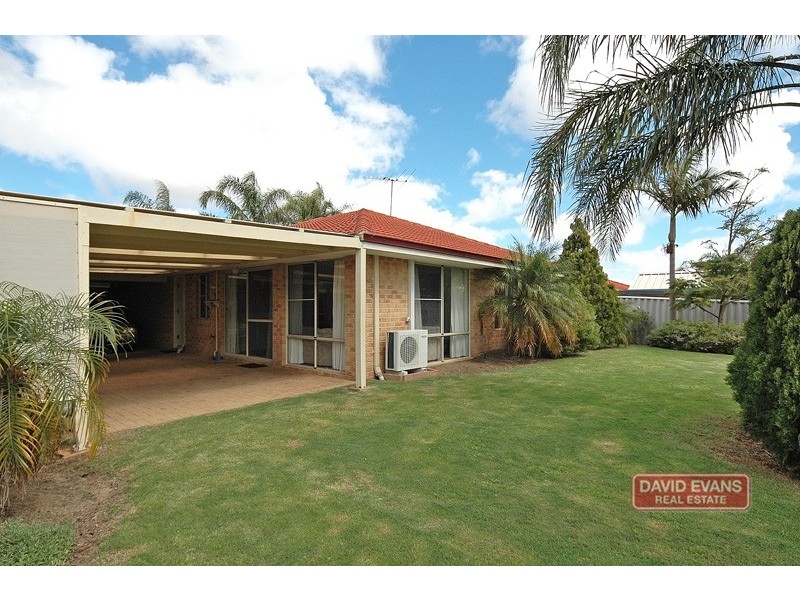 54 Cadoux Loop, Hocking WA 6065