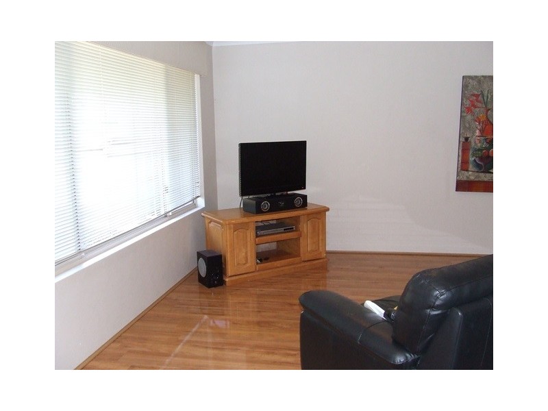 9 Caledonia Ave, Currambine WA 6028