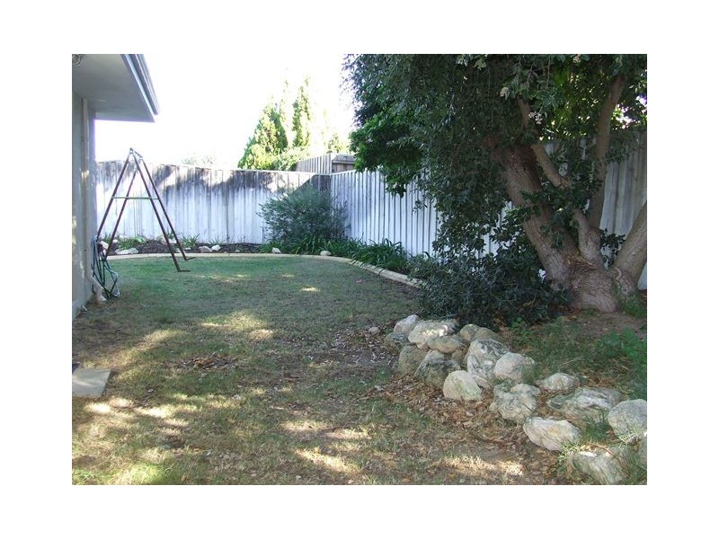 9 Caledonia Ave, Currambine WA 6028