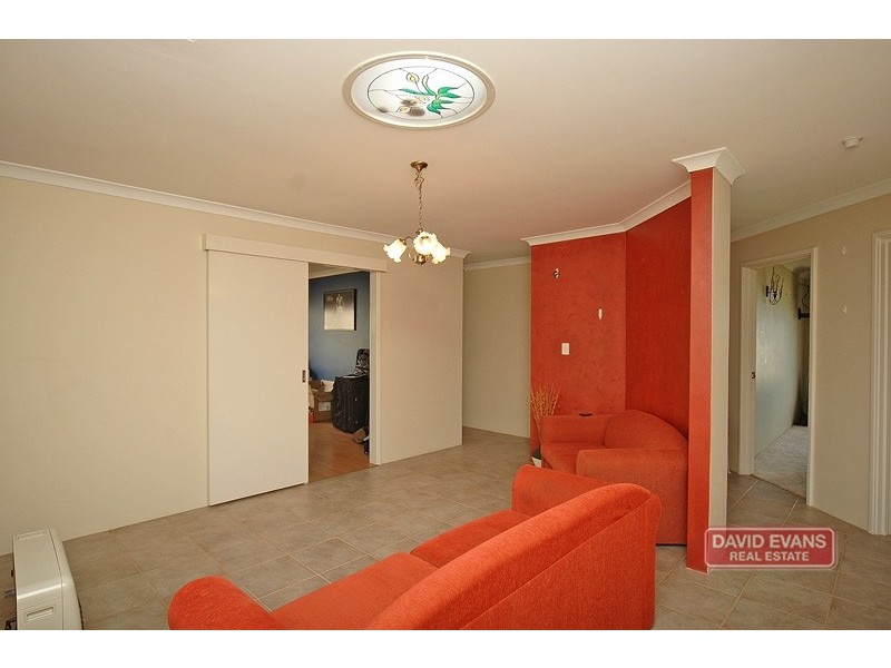 33 Clarafield Meander, Tapping WA 6065