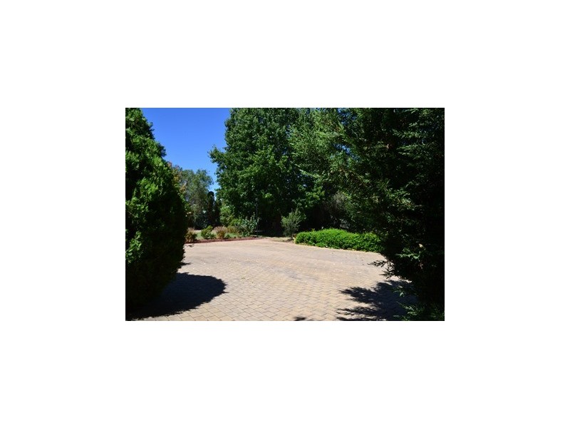 114 Chittering Road, Bullsbrook WA 6084