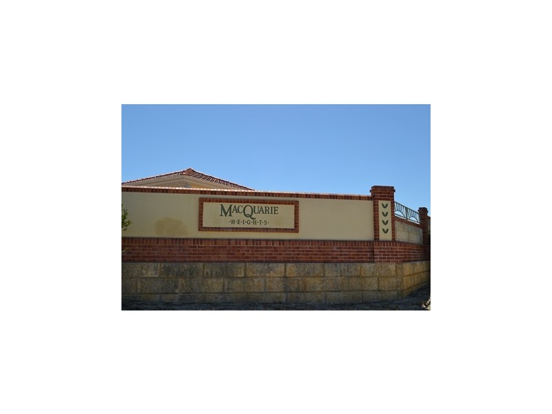 27 Welstead Way, Hocking WA 6065