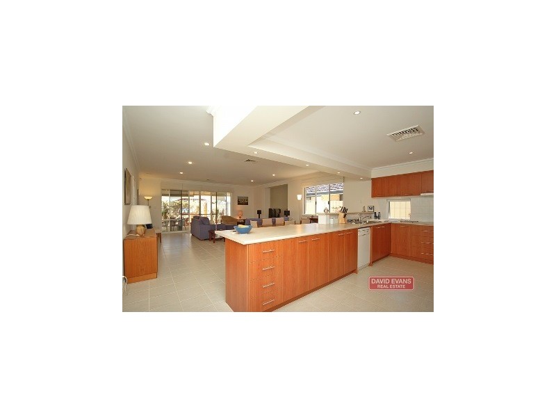 63 Tandara Fairway, Tapping WA 6065