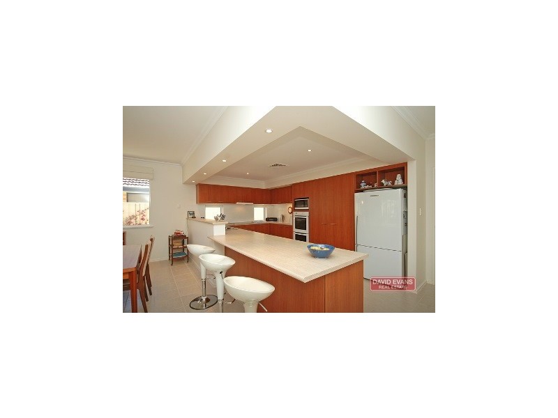 63 Tandara Fairway, Tapping WA 6065