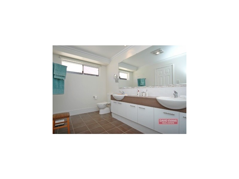 63 Tandara Fairway, Tapping WA 6065