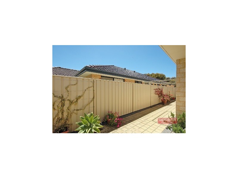 63 Tandara Fairway, Tapping WA 6065