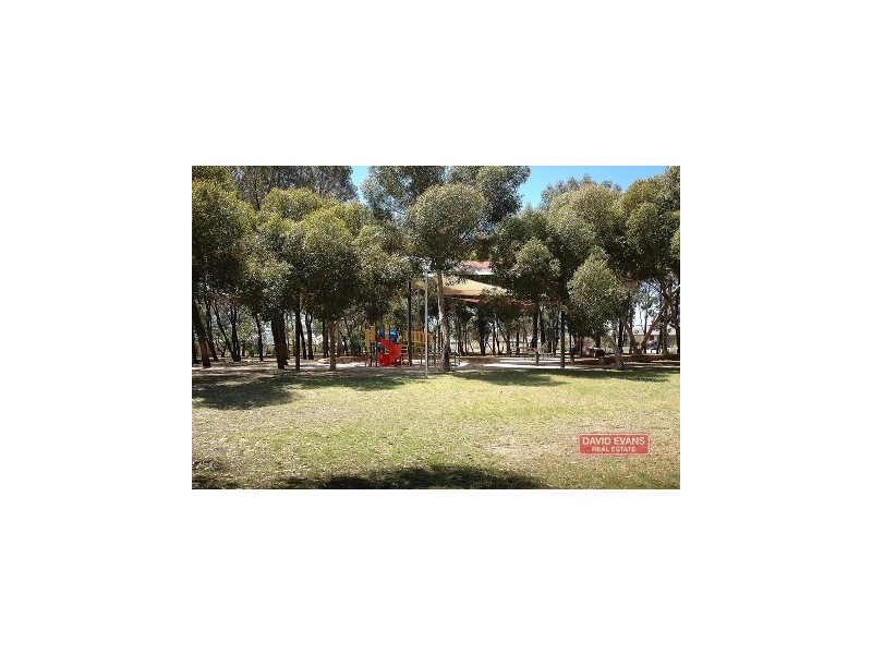 63 Tandara Fairway, Tapping WA 6065