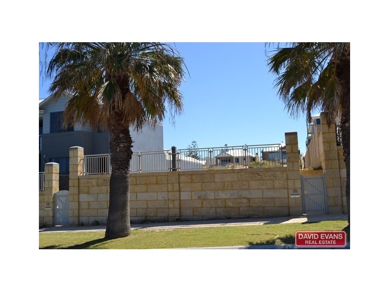 26 Ocean Falls Blvd, Mindarie WA 6030