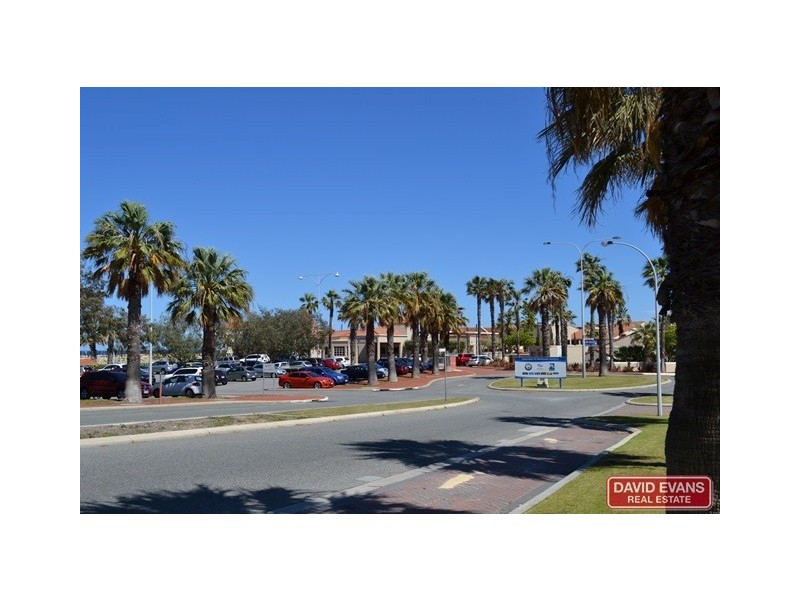 26 Ocean Falls Blvd, Mindarie WA 6030