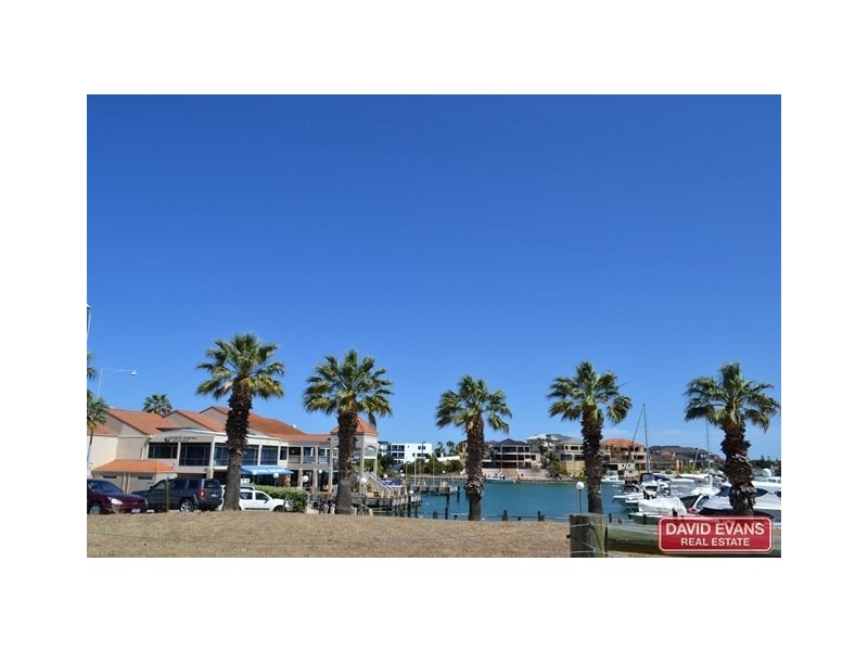 26 Ocean Falls Blvd, Mindarie WA 6030