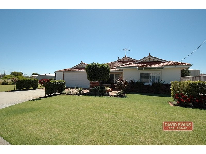 10 Mousehole Crescent, Yanchep WA 6035