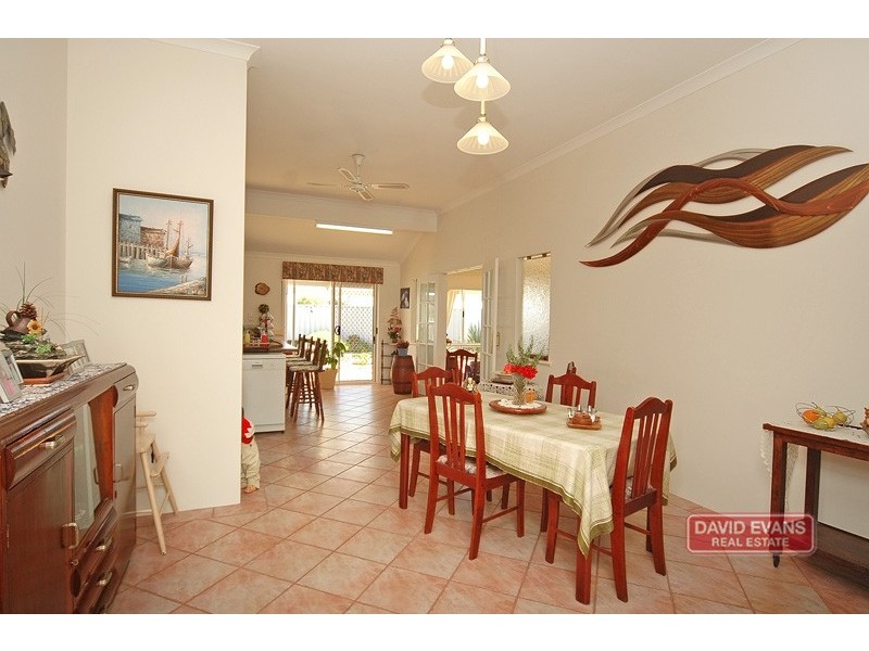 10 Mousehole Crescent, Yanchep WA 6035