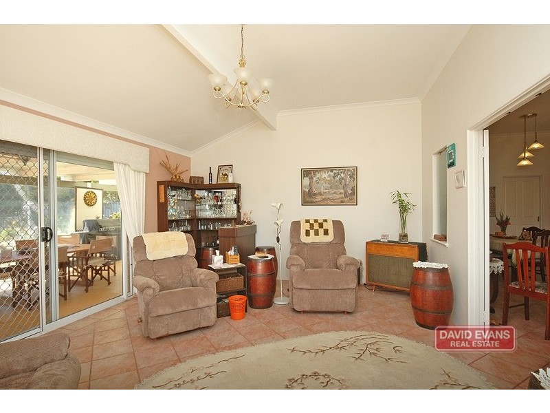 10 Mousehole Crescent, Yanchep WA 6035