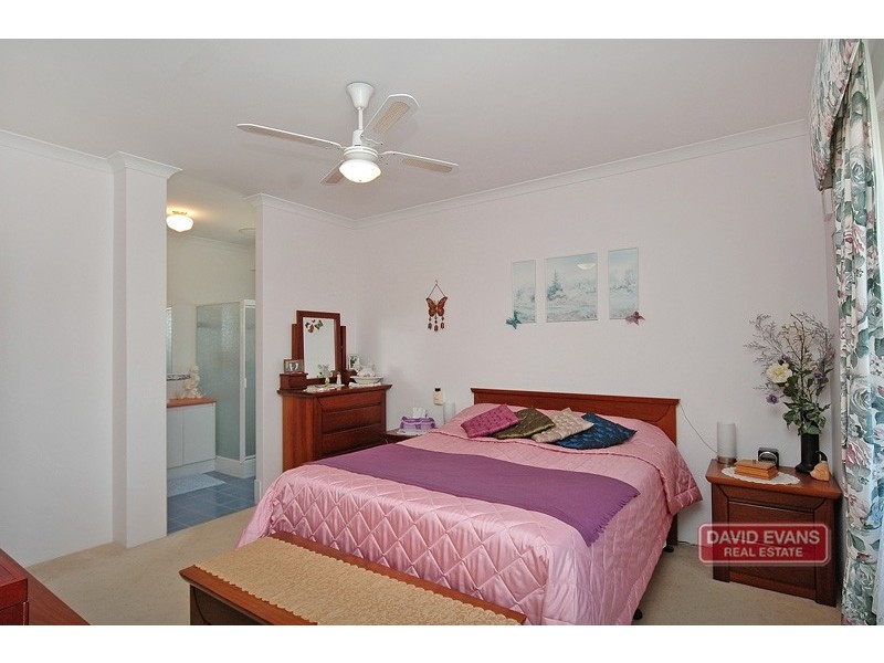 10 Mousehole Crescent, Yanchep WA 6035