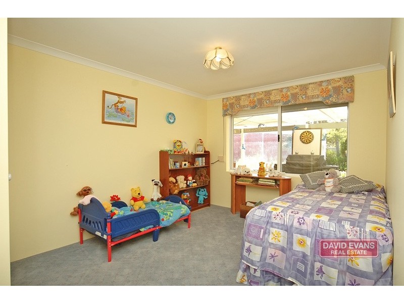 10 Mousehole Crescent, Yanchep WA 6035