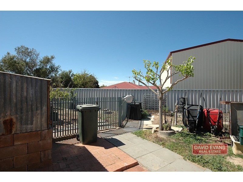 10 Mousehole Crescent, Yanchep WA 6035