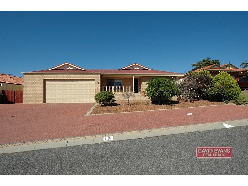 15 Greenock Gardens, Kinross WA 6028