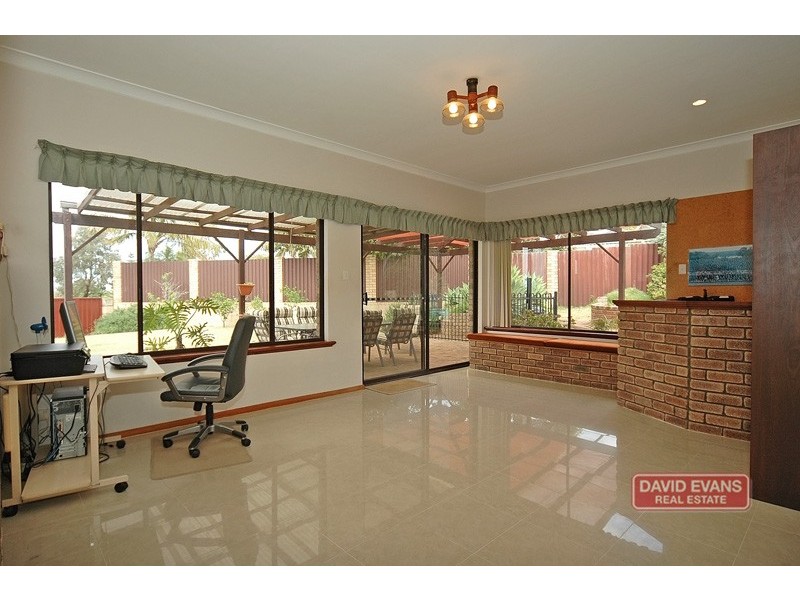 12 Hillside Close, Edgewater WA 6027