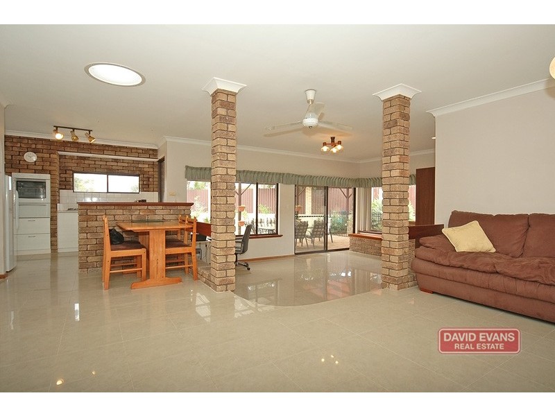 12 Hillside Close, Edgewater WA 6027