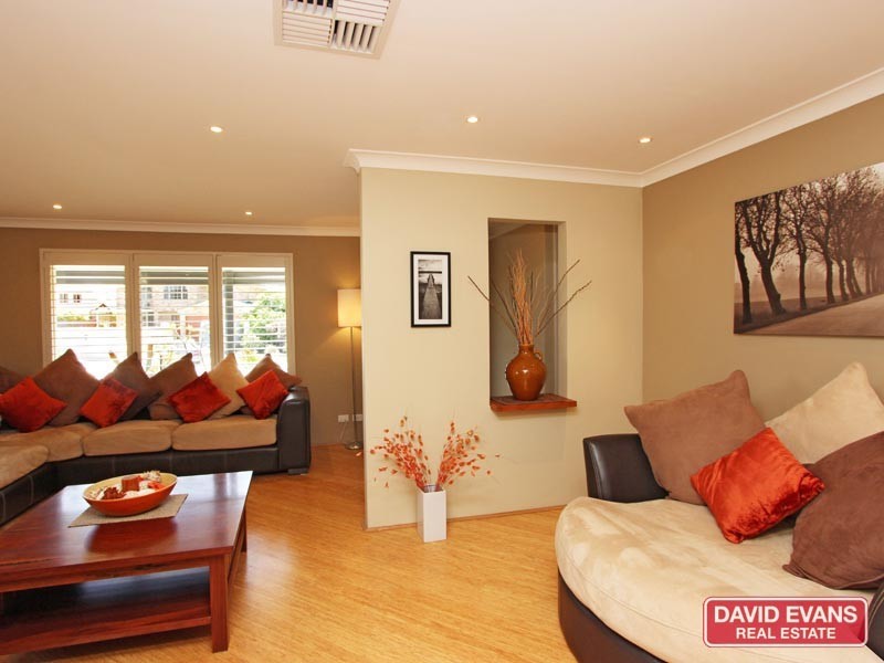 5 JURY CLOSE, Ocean Reef WA 6027