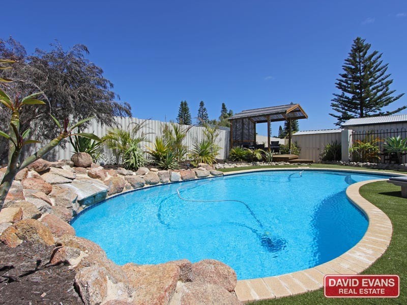 5 JURY CLOSE, Ocean Reef WA 6027