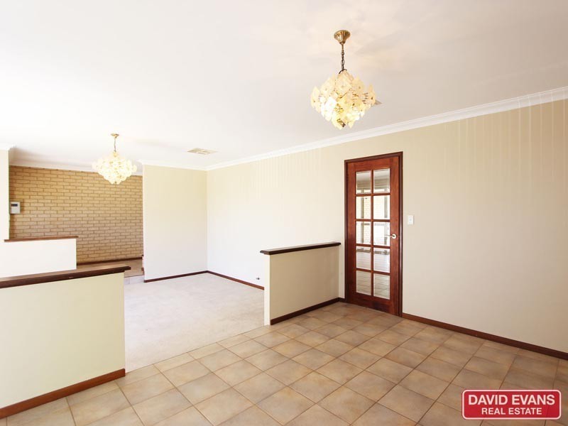 5 Crest Grove, Ballajura WA 6066