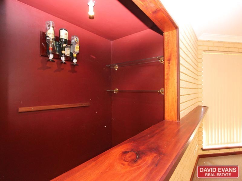 5 Crest Grove, Ballajura WA 6066