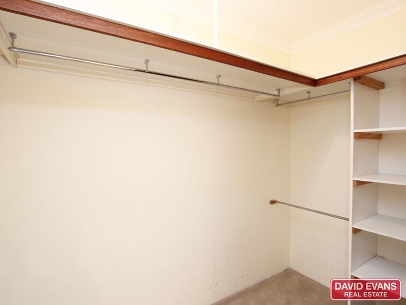 5 Crest Grove, Ballajura WA 6066