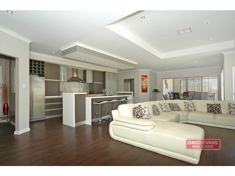 17 Portland Way, Ridgewood WA 6030