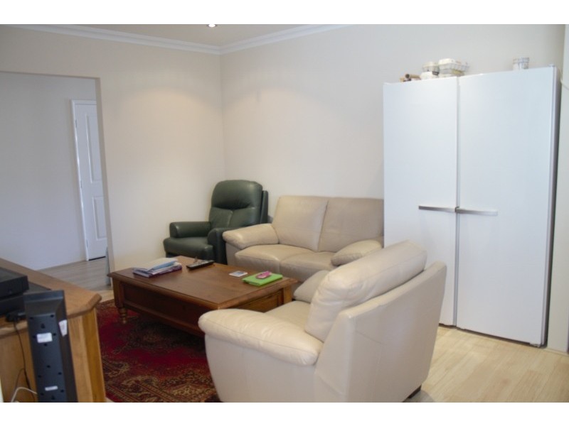 20 Stanbroke Turn, Carramar WA 6031