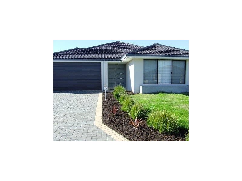 12 Jingana Road, Banksia Grove WA 6031