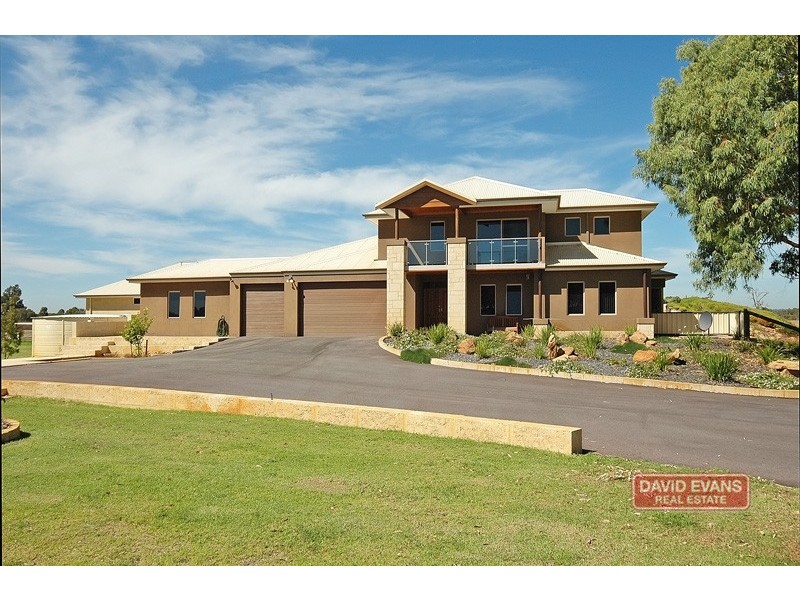 240 Neaves Rd, Mariginiup WA 6065