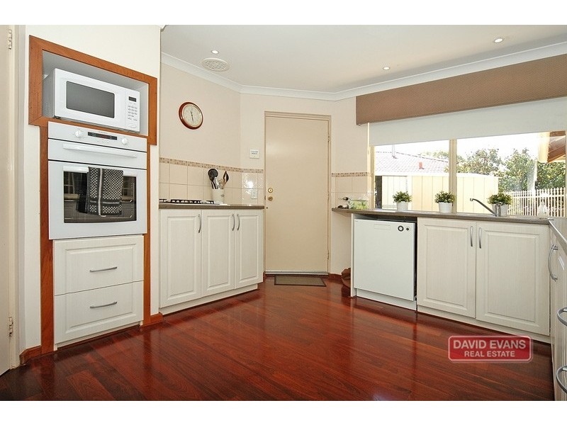 8 Titicaca Court, Joondalup WA 6027