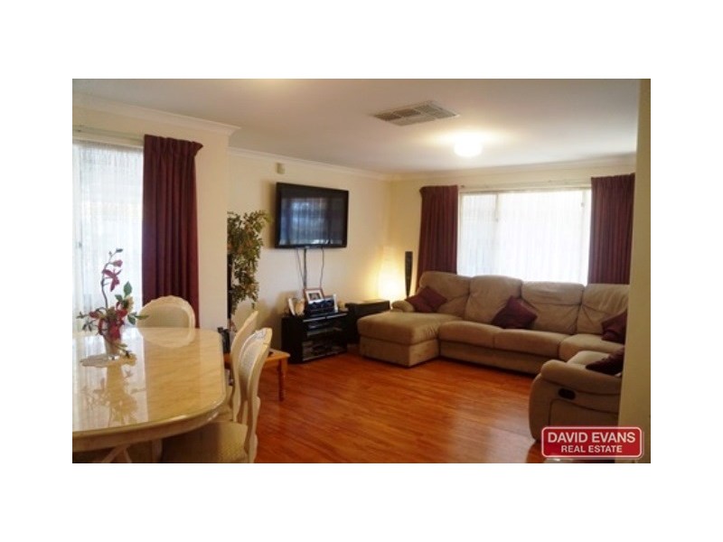 18 Windermere Circle, Joondalup WA 6027