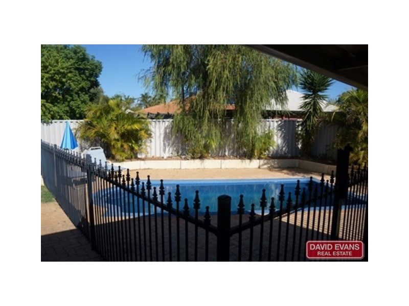 18 Windermere Circle, Joondalup WA 6027