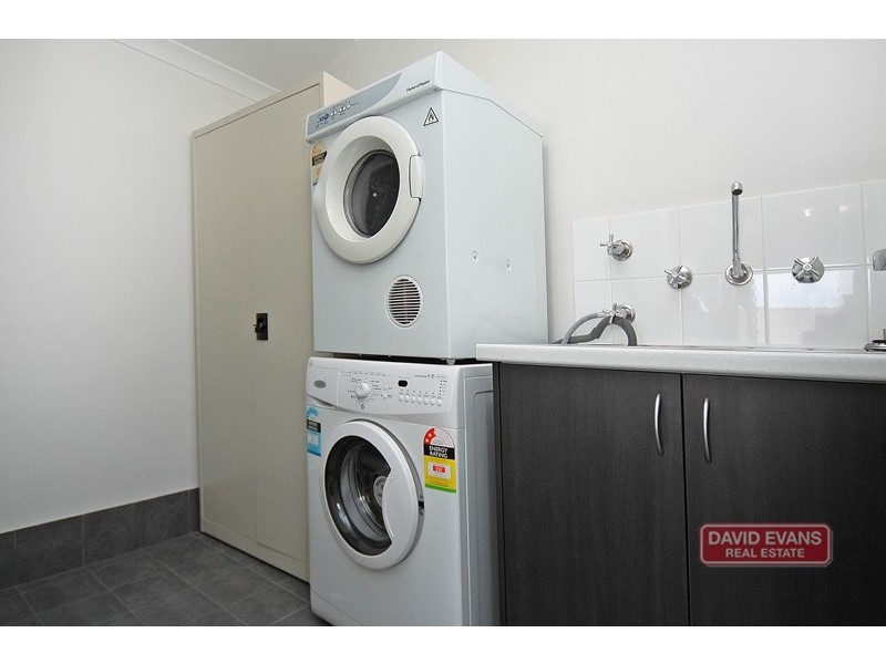 Unit 4/ 2 Marathon Loop, Madeley WA 6065