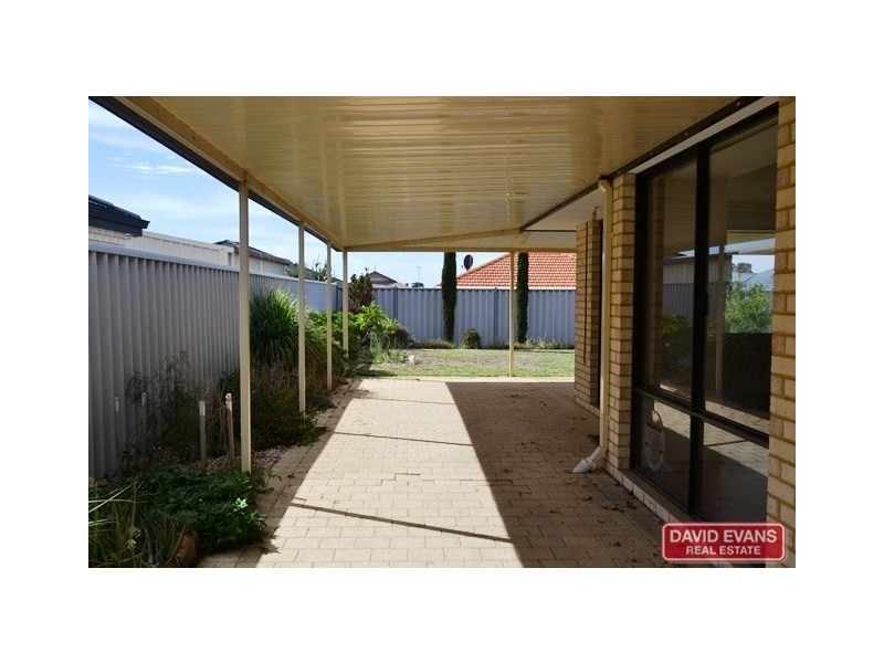 7 Gardneri Way, Banksia Grove WA 6031