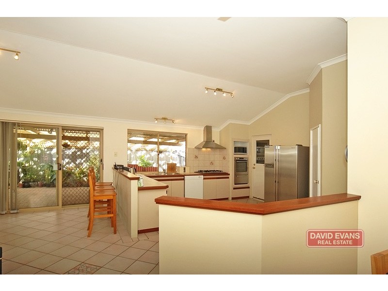 4 GARDA GROVE, Joondalup WA 6027