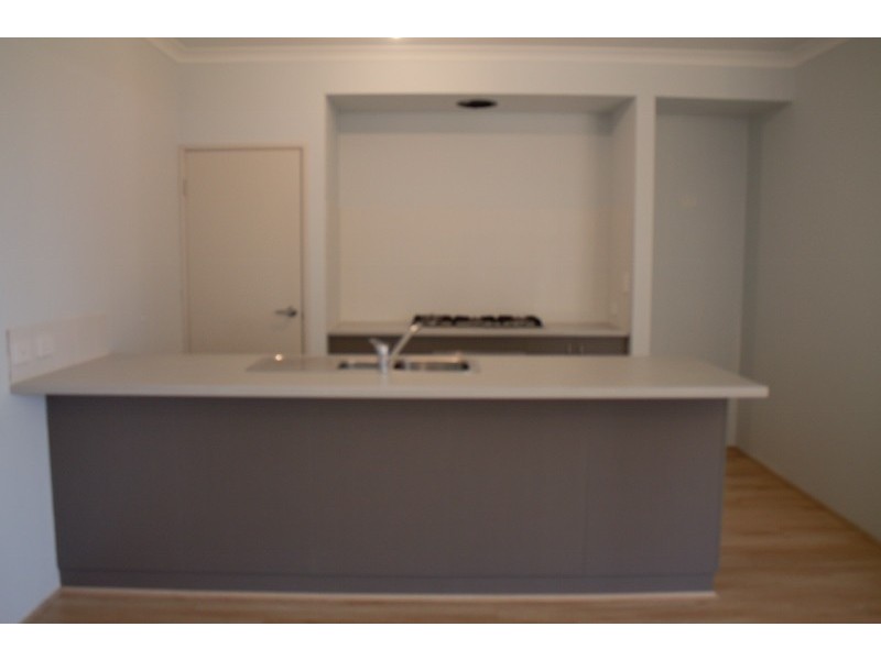 30 Leschenault Loop, Banksia Grove WA 6031