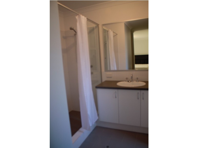 30 Leschenault Loop, Banksia Grove WA 6031