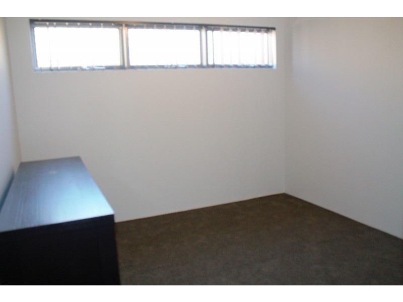 30 Leschenault Loop, Banksia Grove WA 6031