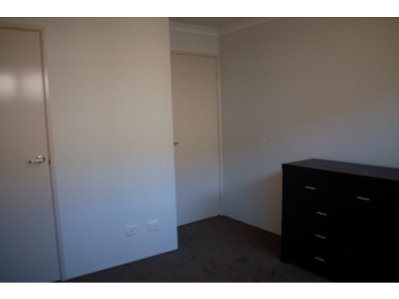 30 Leschenault Loop, Banksia Grove WA 6031