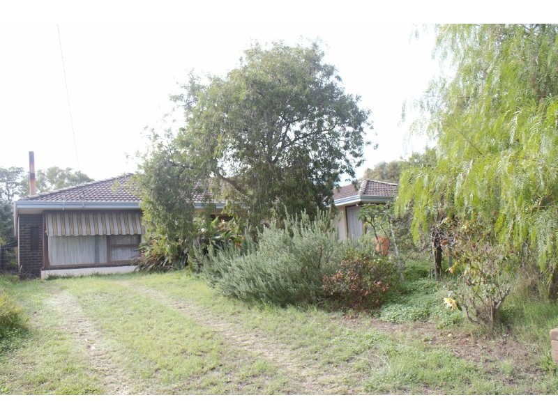 26 Winship Ave, Wanneroo WA 6065