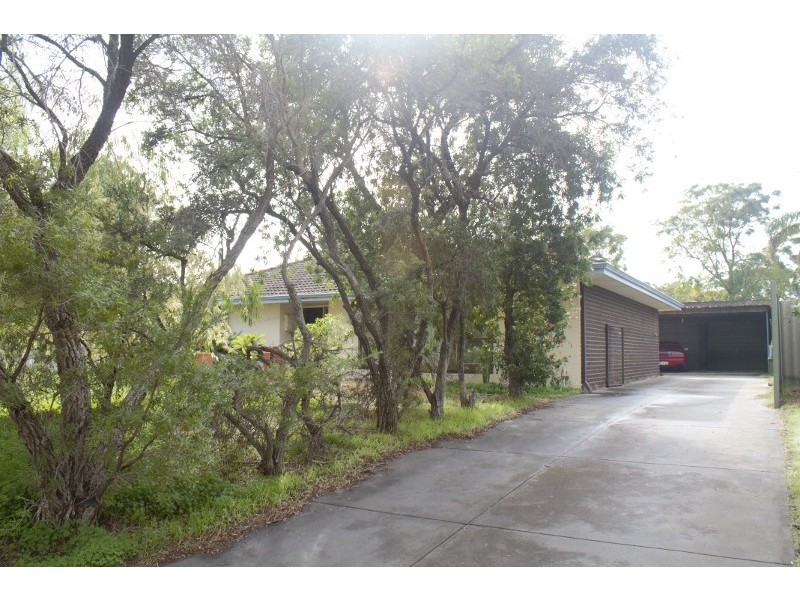 26 Winship Ave, Wanneroo WA 6065